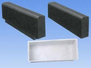 路肩石模具在建筑材料中的應(yīng)用與選購指南